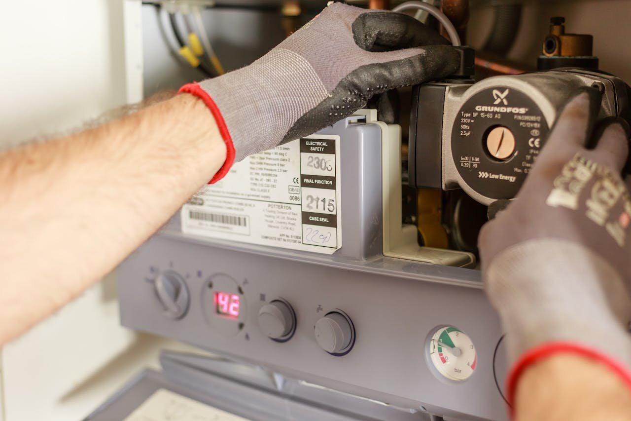 Boiler replacement & servicing by RGI qualified engineers