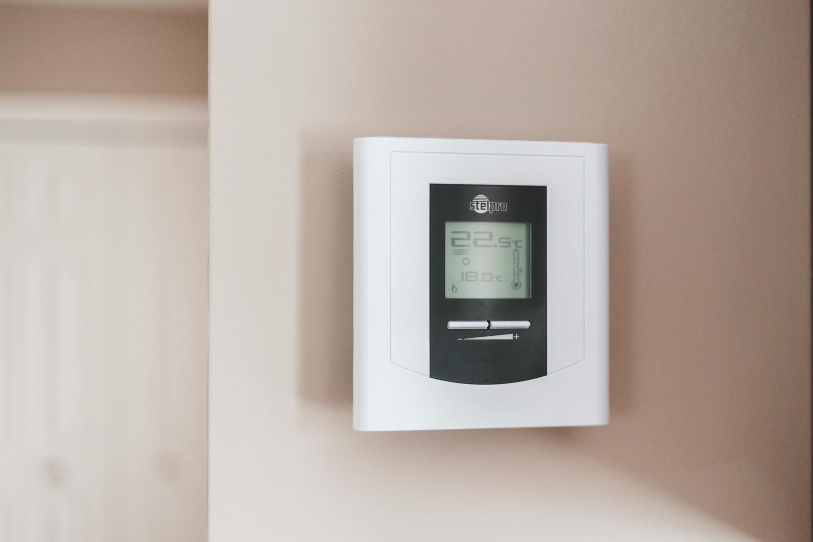 Renewable Energy Wall Thermostat